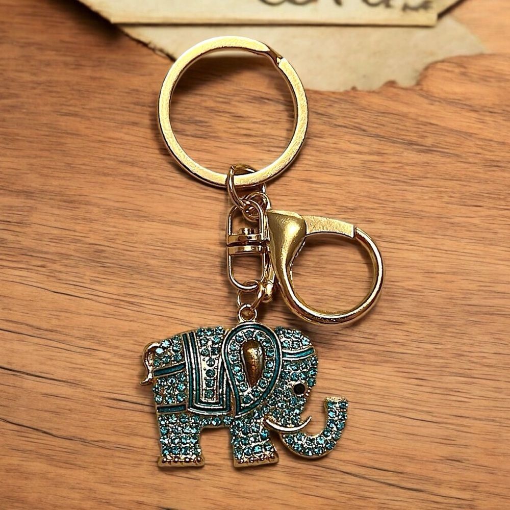 ⭐️3/$25⭐️ Blue Rhinestone Elephant Gold Tone Keychain/Bag Charm
